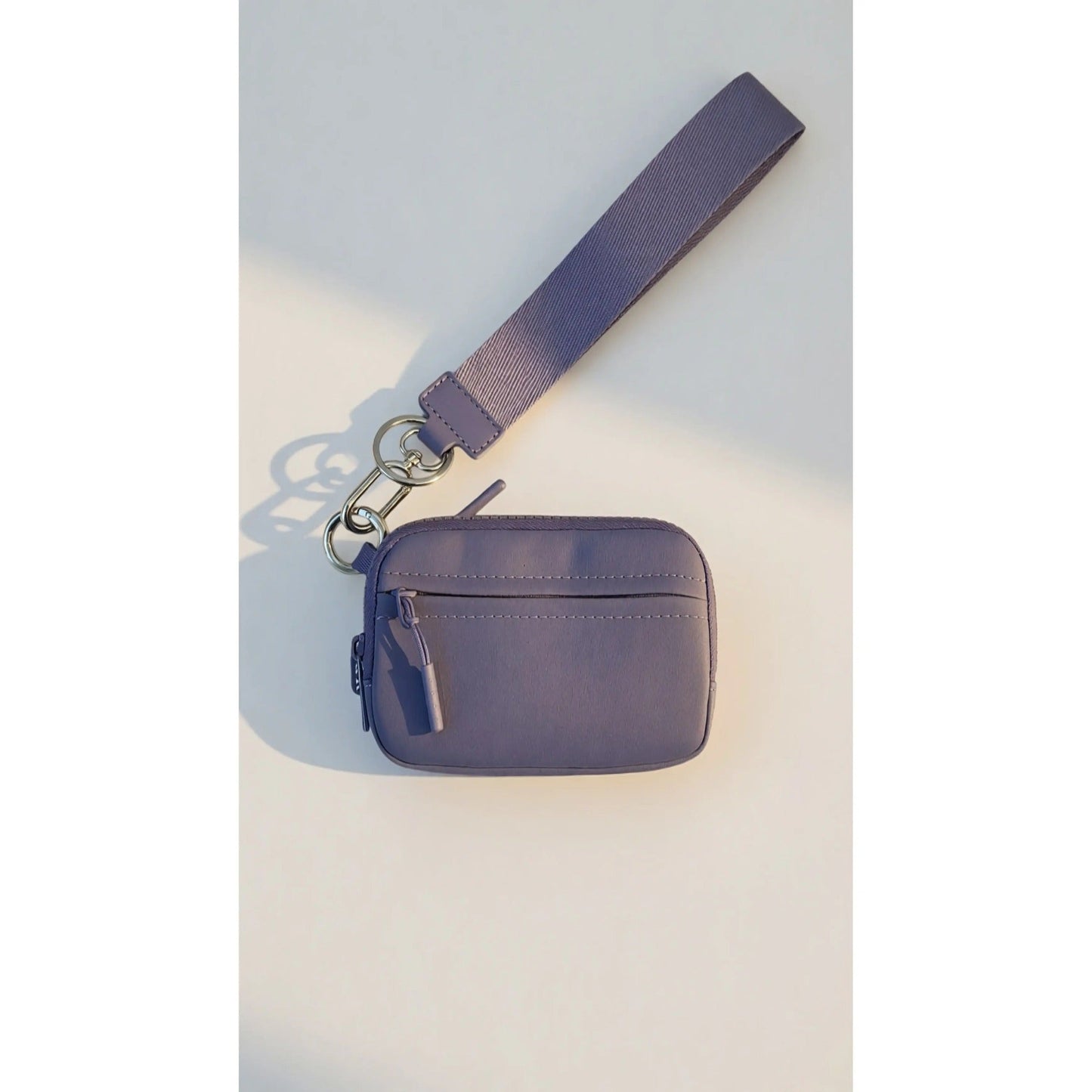 vevolora RFID compact wristlet wallet in Cloud Purple